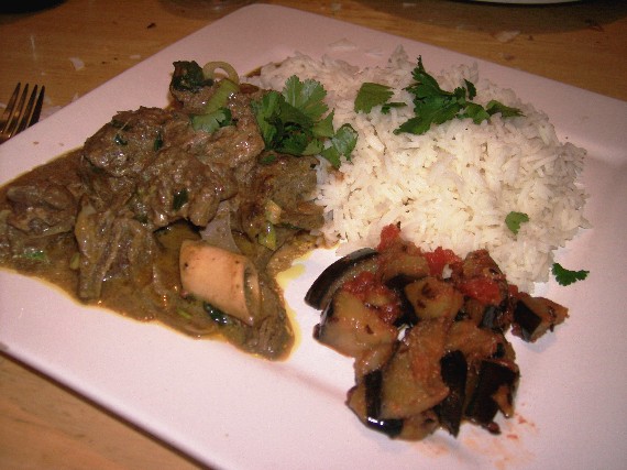 Curry goat meal