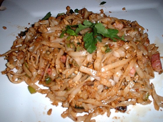 stir fried rice noodles