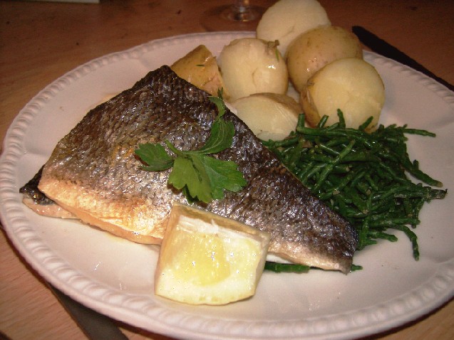 sea bream with potatoes and samphire